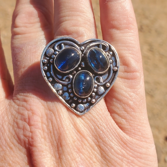 New Amazing Blue Kyanite Heart Shaped 925 Silver Ring. - Picture 10 of 16
